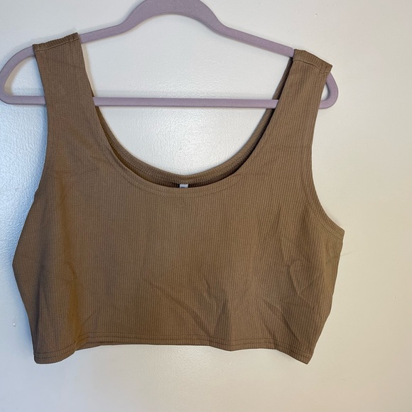 Tan Ribbed Tank and Shorts Set - Picture 4 of 5